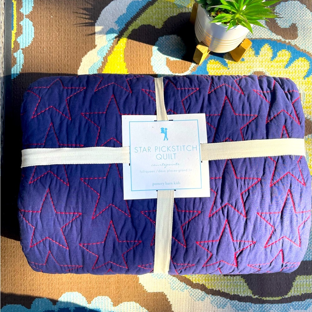 Pottery Barn Kids Star Pickstitch Quilt. Full-Queen. Never been used.